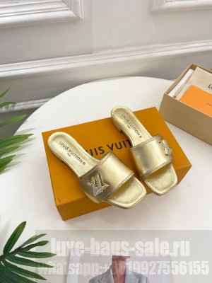 Louis Vuitton Shake Flat Slide Sandals with LV Twist 2023 019