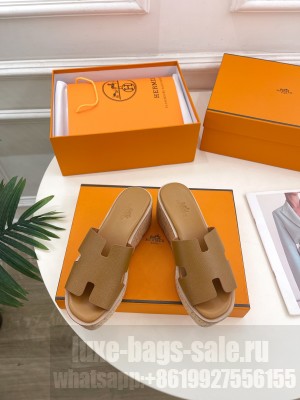 Hermes Eze 30 sandal brown