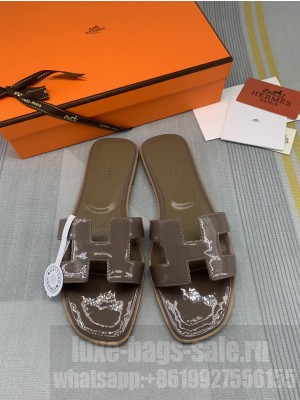 Hermes Oran Patent Calfskin Flat Slide Sandals 111 2022 Collection