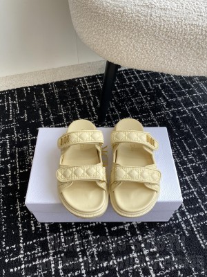 DIOR Dioract Slide Yellow Quilted Cannage Calfskin