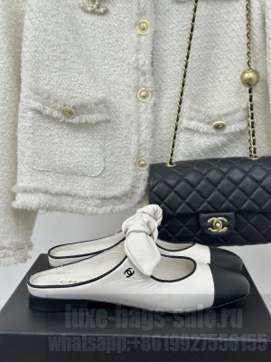 Chanel Lambskin Mary Janes slide Flats G46149 2025 white