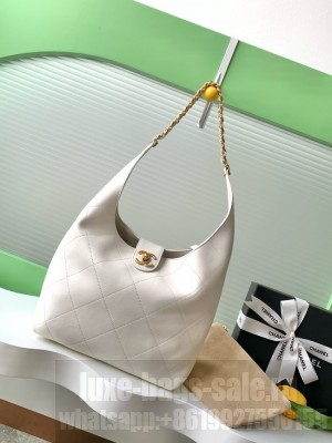 Chanel HOBO HANDBAG AS5425 white