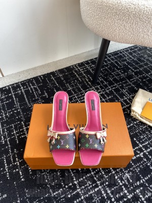 Louis Vuitton Women's Neo Revival Mule 06