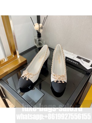 Chanel 6.5cm Lambskin with chain bow Pumps White