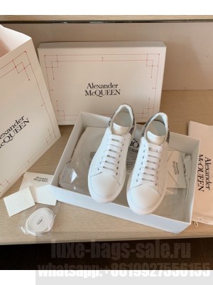 Alexander McQueen Oversized sneaker 04