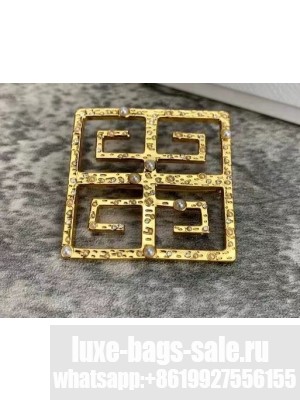 Givenchy Brooch 01 2021