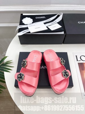 Chanel Camellia platform calf leather mules pink 2025
