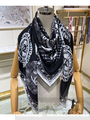 Chanel Women's Square Scarf Black