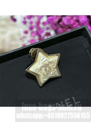 Chanel Women's Brooch AB1176