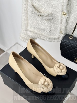 Chanel Ballerina Camellia 7cm Pumps Beige