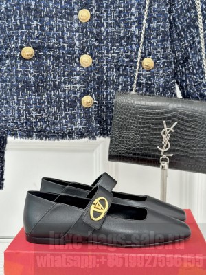 Valentino Garavani VLogo Locker Mary-Jane ballerina in calfskin Black