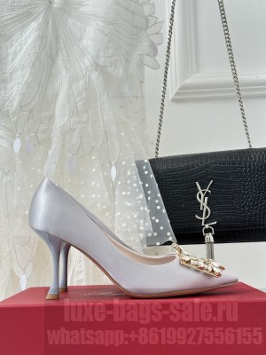 Roger Vivier Crystal buckle in Satin 8.5cm Pump Gray