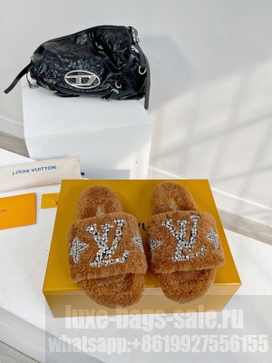 Louis Vuitton Shearling Flat Slide Sandals with Crystals Brown 2023