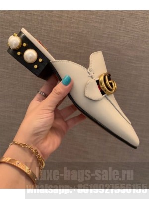 GUCCI                                                                                        Leather slipper