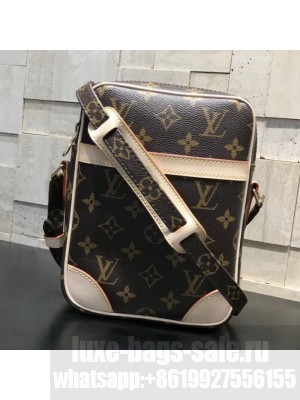 Louis Vuitton Monogram Canvas Messenger Bag   Collection