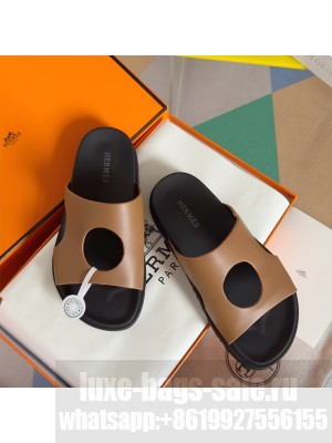 Hermes Unisex Edith sandal Brown