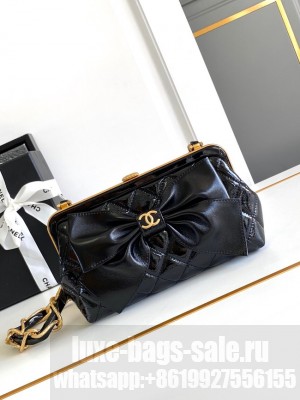Chanel 24A CLUTCH WITH CHAIN AP4027 black