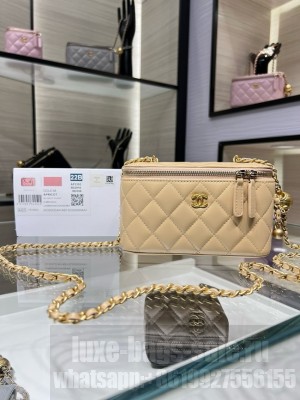 Chanel CLUTCH WITH CHAIN AP2303 Beige