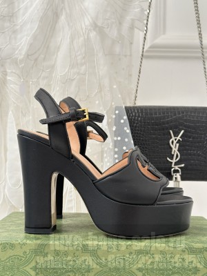 GUCCI WOMEN'S INTERLOCKING G SANDAL ALL BLACK
