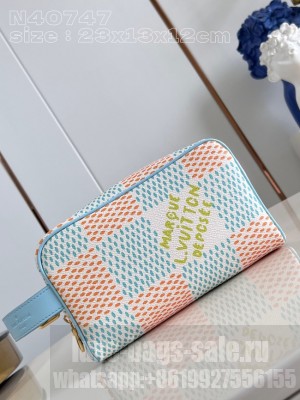 Louis Vuitton Locker Dopp Kit N40747 light Blue