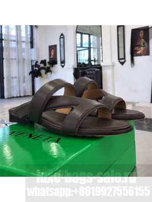 Bottega Veneta Band Calfskin Flat Sandals ark Brown  2021 Collection 10
