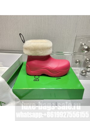 Bottega Veneta PUDDLE Biodegradable rubber Shearling Rain boots Fall/Winter 2021 Collection, Red