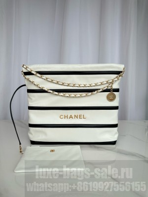 CHANEL 22 HANDBAG Calfskin & Gold-Tone Metal AS3261 White