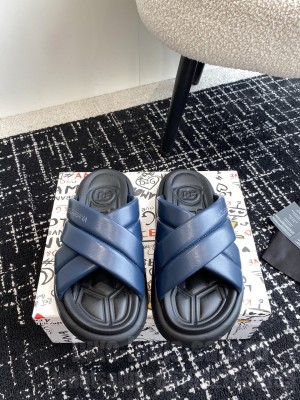 Dolce & Gabbana Man's Calfskin Slide sandals 014