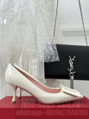 Roger Vivier buckle 7cm patent leather pump white