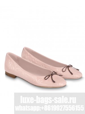 Louis Vuitton Women's Nina Flat Ballerina 1ABGLC Light Pink