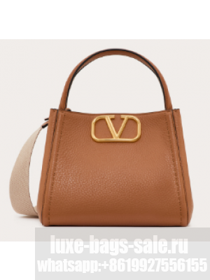 VALENTINO Alltime medium grain calfskin bag B0Q18 brown