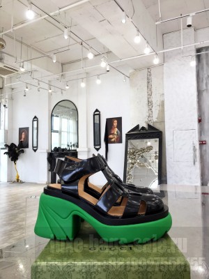 Bottega Veneta Cut out 9.5cm Black Sandals 2021 Collection