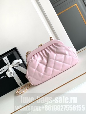 Chanel 24A CLUTCH WITH CHAIN AP1940 pink