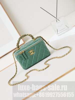 CHANEL 24A CLUTCH WITH CHAIN AP4168 green