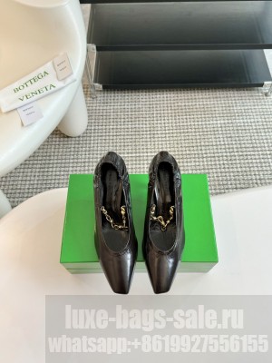 Bottega Veneta Sharp Chain Crinkled leather with signature knot chain Pump Black