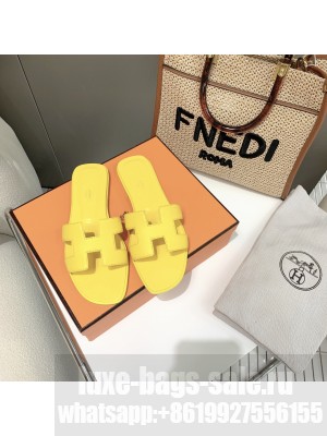 Hermes Oran Flat slippers in Box calfskin 047 2021 Collection