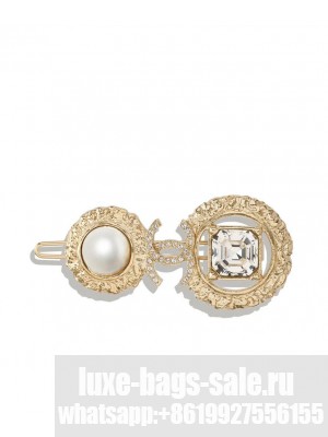 Chanel Hair Clip AB7762 White