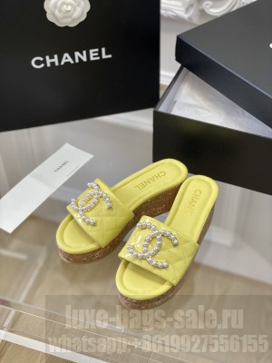 Chanel Patent Calfskin with Pearl CC Wedge Slide Sandals 03