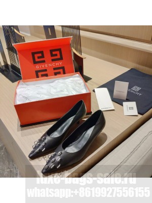 GIVENCHY PUMPS IN LEATHER WITH METALLIC DETAILS 2022 COLLECTION,BLACK