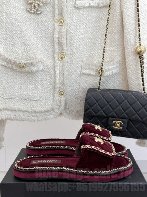 Chanel flat CC turn lock with chain slippers burgundy velvet 2025