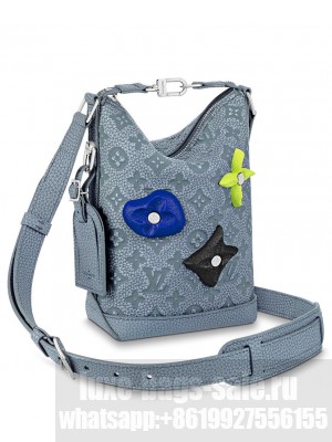 Louis Vuitton Hobo Cruiser PM M20875 Gray