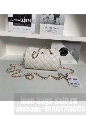 CHANEL CLUTCH WITH CHAIN AP4474 White