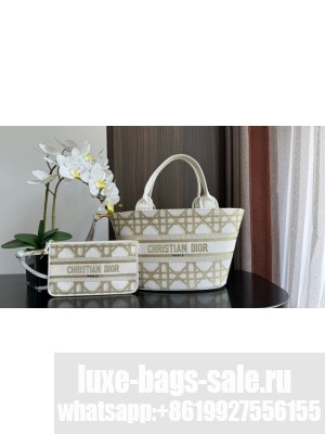 Dior HAT BASKET BAG White and Gold-Tone Macrocannage Embroidery M1328CES