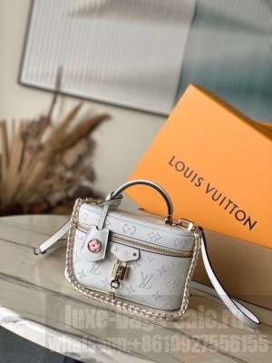 Louis Vuitton Vanity Pouch M11298 white