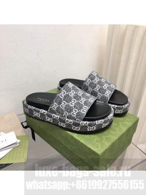 Gucci Women's Gray Denim platform slide sandal 2022 Collection 
