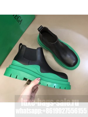 Bottega Veneta Unisex Tire Boots Fall/Winter 2021 Collection, Black/Green