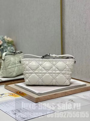 MEDIUM DIORTRAVEL NOMAD POUCH Lambskin S5554O Latte