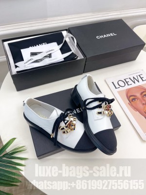 Chanel Calfskin & Grosgrain 3.5cm Lace-up Loafer White 2