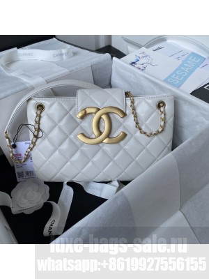 Chanel 24C Vintage Logo Quilted Lambskin Shoulder Bag AS4603 white