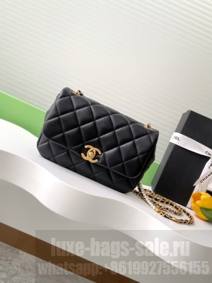 Chanel SMALL FLAP BAG AS5253 black